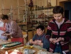 Teater Ukraina Kini Jadi Dapur Sukarelawan
