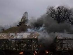 Rudal Rusia Hantam Pangkalan Militer Ukraina: 35 Tewas, 134 Luka-luka