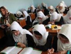 Taliban Hanya Bolehkan Perempuan Sekolah Hingga Tamat SD
