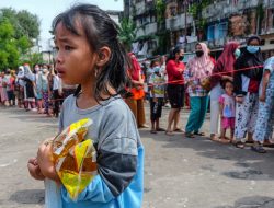 Jokowi Larang Ekspor Minyak Goreng dan CPO Mulai 28 April