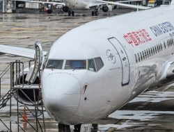 Maskapai China Eastern Kembali Operasikan Boeing 737-800
