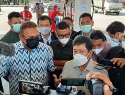 Andre Rosiade dan Direktur PT. Pertamina Sidak SPBU di Padang Akibat Kelangkaan Solar