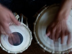 Murid Afghanistan Melanjutkan Sekolah Musik di Portugal
