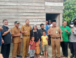 Sumbar Wujudkan Bebas Rumah tidak Layak Huni, Wagub Sumbar Rehab Rumah Buruh Perkebunan Karet