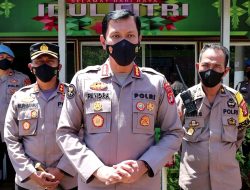 Kabig Humas Polda Lampung Tinjau Pos Pengamanan Mudik Lebaran 2022 di Lampura