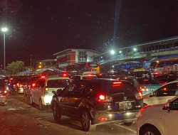 Demi Mudik, Eliza Harus Menunggu Antrian di Pelabuhan Merak Banten