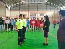 Anggota DPRD Sanggau Susana Harpena Tutup Kejuaraan Futsal