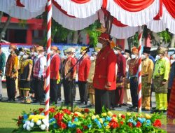 Upacara Hari Jadi Kota Sanggau ke-406, Peserta Kenakan Pakaian Adat Nusantara