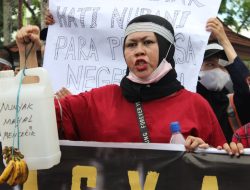 Mahasiswa Sesalkan Pemerintah Tak Mampu Penuhi Minyak Goreng di Kalbar