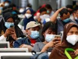 Satgas: Pemudik yang Sudah Vaksin Booster Tak Perlu Tes COVID-19