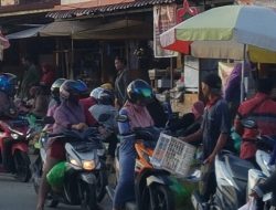 Jalan Gajah Mada Sanggau Macet, Harusnya Satu Jalur