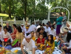 Diaspora Indonesia Adakan Upacara Tradisional di AS