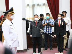 Karolin dan Heriadi Berakhir, Samuel Dilantik jadi Penjabat Bupati Landak