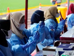 Kasus COVID RI Naik, Apakah Vaksinasi Dosis Empat Diperlukan?