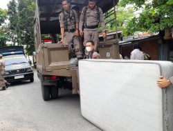 Grebek Salon Fortuna, Satpol PP Padang Amankan Wanita di Duga Pelayan Esek – Esek