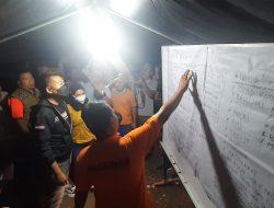 Wagub Sumbar Tinjau Posko Korban Tenggelam Sungai Bangek Padang