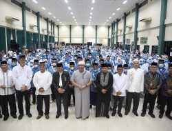 Setelah Dua Tahun  Vakum, Herman Deru Lepas Keberangkatan Jemaah Calon Haji Sumsel