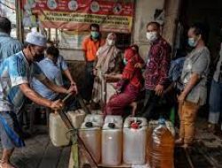 Pemerintah Jamin Ketersediaan Minyak Goreng Curah dan Kestabilan Harga di Pasar
