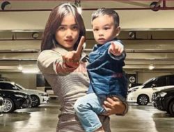 Marah Wartawan Cium Gala saat Berkunjung, Fuji Tuai Pujian Netizen