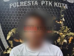 Petugas Pemadam Kebakaran Dilempari Batu, Ini Penyebabnya