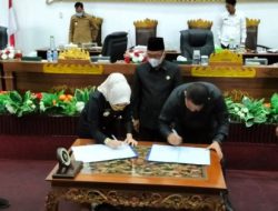 Penandatanganan APBD-P 2022, DPRD Tubaba Gelar Paripurna