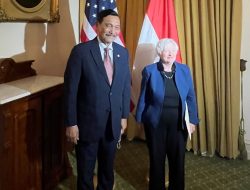 LBP: AS Paham Mengapa Indonesia Pertimbangkan Beli Minyak Rusia