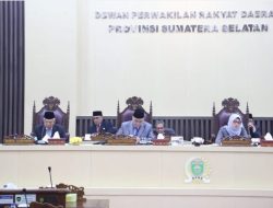 DPRD Sumsel Dengarkan Jawaban Gubernur Terhadap Pandangan Umum Fraksi-Fraksi DPRD Sumsel terkait Raperda APBD 2023