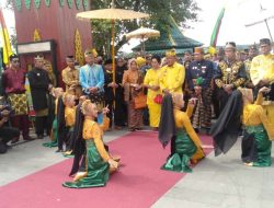Bupati Sanggau Buka Festival Budaya Paradje’ ke-14