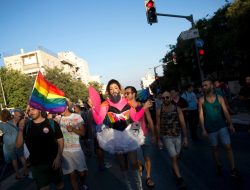 Seorang Warga Gay Palestina Dibunuh, Teman dan Organisasi Gay Terguncang