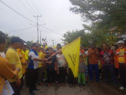 Antusias Masyarakat Sekadau Ikuti Jalan Sehat HUT ke-58 Partai Golkar
