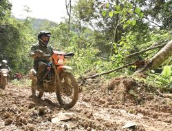 Mahyeldi Pakai Motor Trail, Tinjau Jalan Tembus Alahan Panjang – Bayang