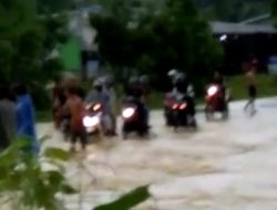 Hujan Deras Guyur Sekadau, Ruas Jalan Nasional di KM 7 Terendam Banjir