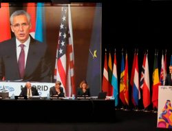NATO: Membela Ukraina Adalah Membela Demokrasi