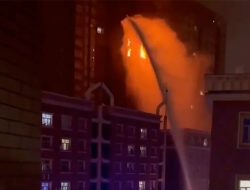 Kebakaran di Apartemen Xinjiang, 10 Tewas