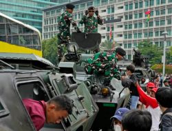 Survei Indikator: TNI Jadi Institusi yang Paling Dipercaya Publik