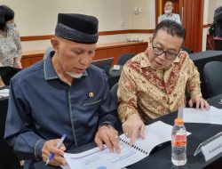 Gubernur Sumbar Paparkan Inovasi Aksesibilitas Layanan Informasi Publik di Monev KI 2022