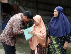 Pastikan Tepat Sasaran, Menteri ATR/Kepala BPN Terjun Langsung Serahkan Sertipikat ke Rumah Warga Kab. Gowa