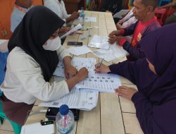 Pencairan Bantuan Sosial Tunai untuk 473 KK Dilaksnakan di Kantor Sekretariat RW 13