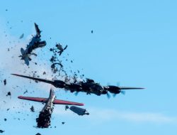 Penyebab Terjadinya Tabrakan Dua Pesawat di Dallas Air Show Sedang Diselidiki
