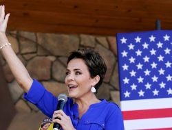 Kari Lake Tantang Kekalahannya dalam Pemilihan Gubernur Arizona