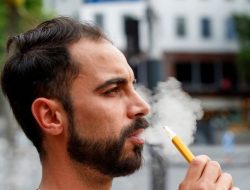 Selandia Baru Berlakukan Larangan Seumur Hidup Bagi Kaum Muda yang Beli Rokok