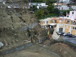 Peringatan Hujan Dorong Evakuasi di Ischia Setelah Terjadi Tanah Longsor
