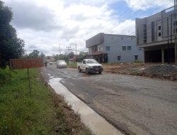 Ruas Jalan Nasional di Sekadau Berlobang, Warga Berharap Agar Diperbaiki