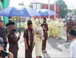 Kunker Kajati Kalbar di Sanggau, Ingatkan Jaksa Lakukan Penegakan Hukum yang Baik dan Benar
