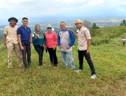 Kabid Pariwisata Lahat Sambangi Lokasi Venue Paralayang di Desa Suka Raja