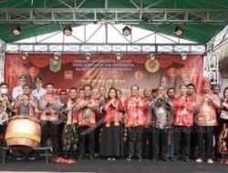 Hadiri Perayaan Cap Go Meh, Bupati Sanggau Ajak Masyarakat Tionghoa Tetap Kompak