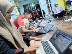 Kembangkan Kreativitas Mahasiswa, KMKS  Gelar Pelatihan Desain Grafis