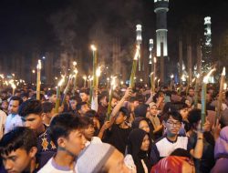 Ribuan Umat Muslim di Kota Pontianak Pawai Obor Sambut Ramadhan 1444 H