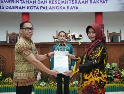 Siti Masmah Akhir Masa Jabatan, Walikota Laksanakan Sertijab dan Pelepasan Pejabat Tinggi Pratama di DPRD Palangka Raya