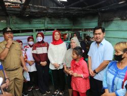Feby Deru Tinjau Kondisi Korban Kebakaran Sekaligus Serahkan  Bantuan